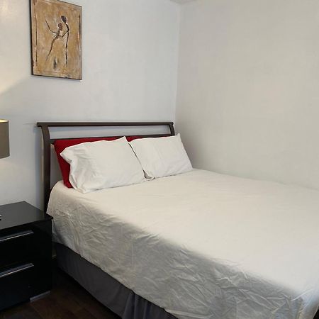Beautiful Private Full Condo Brossard Luaran gambar