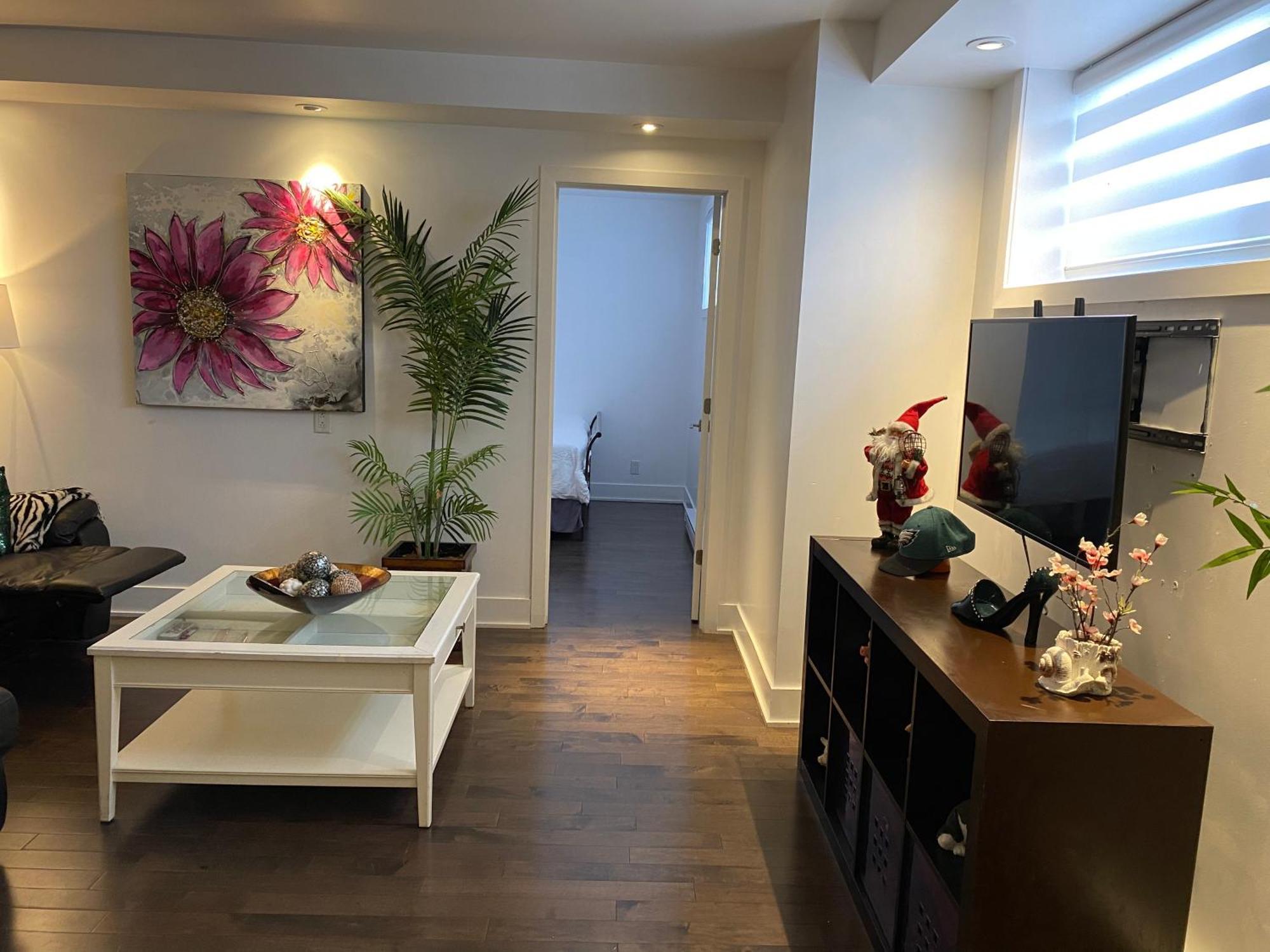 Beautiful Private Full Condo Brossard Luaran gambar
